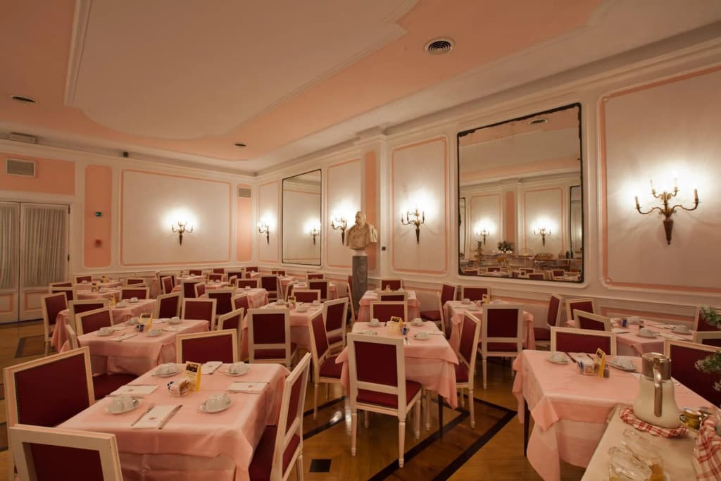 Bettoja Massimo D'Azeglio Hotel - photo 3