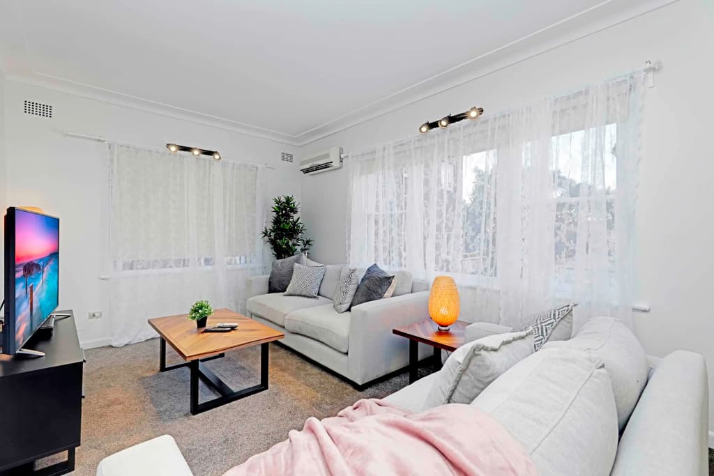Private Beach House in Bondi Apartments - photo 2
