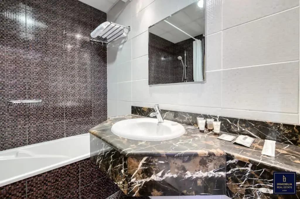 Luxury 1 Bedroom with Sea View Flat - photo 21