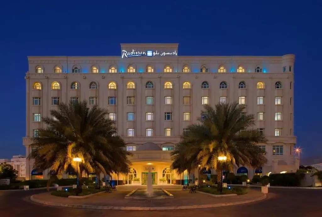 Hotel Radisson Blu Hotel, Muscat - photo 7