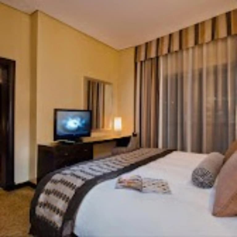 TIME Oak Hotel & Suites - photo 5