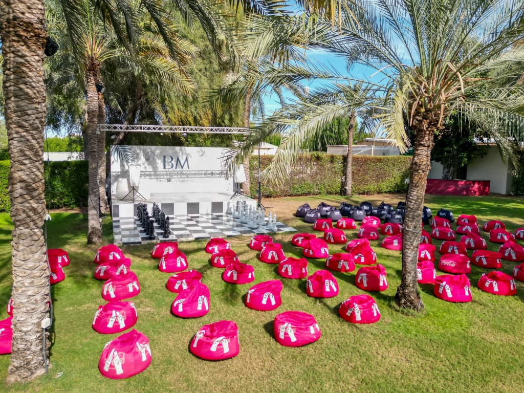 BM Beach Hotel - photo 8