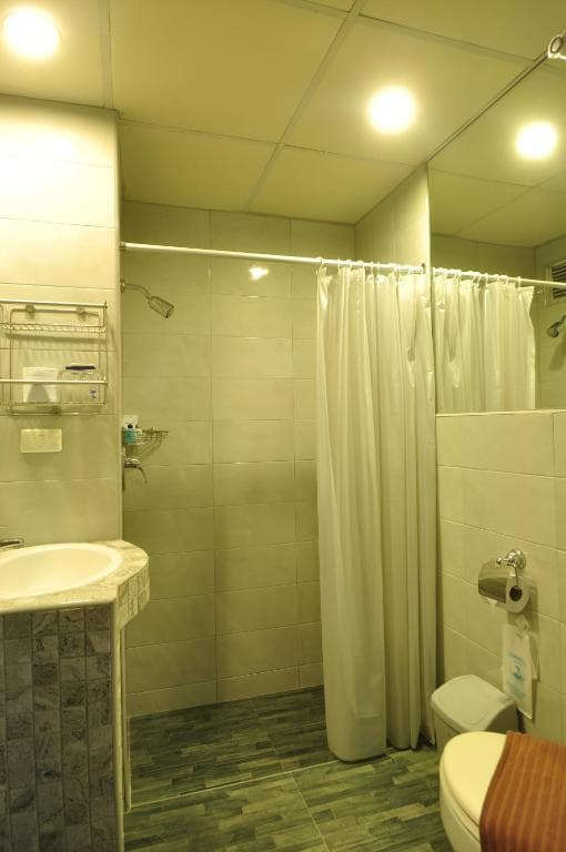 Flipper House Hotel - photo 15