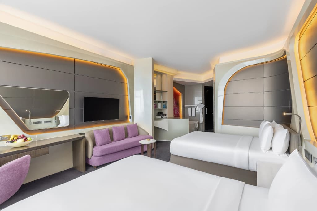 V Hotel Dubai Curio Collection by Hilton Hotel - photo 11