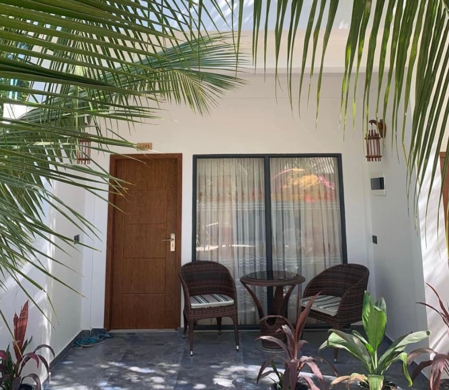Resten Inn Hotel - photo 2