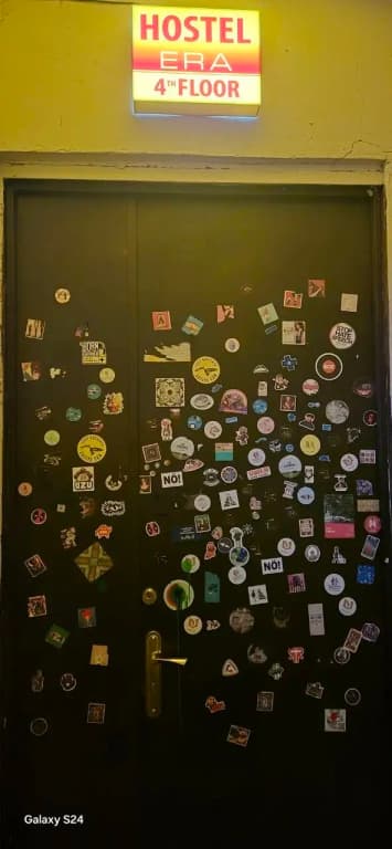 Era Hostel - photo 18