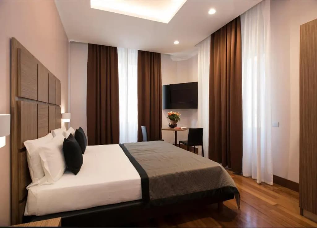 Rome Art Hotel - photo 1