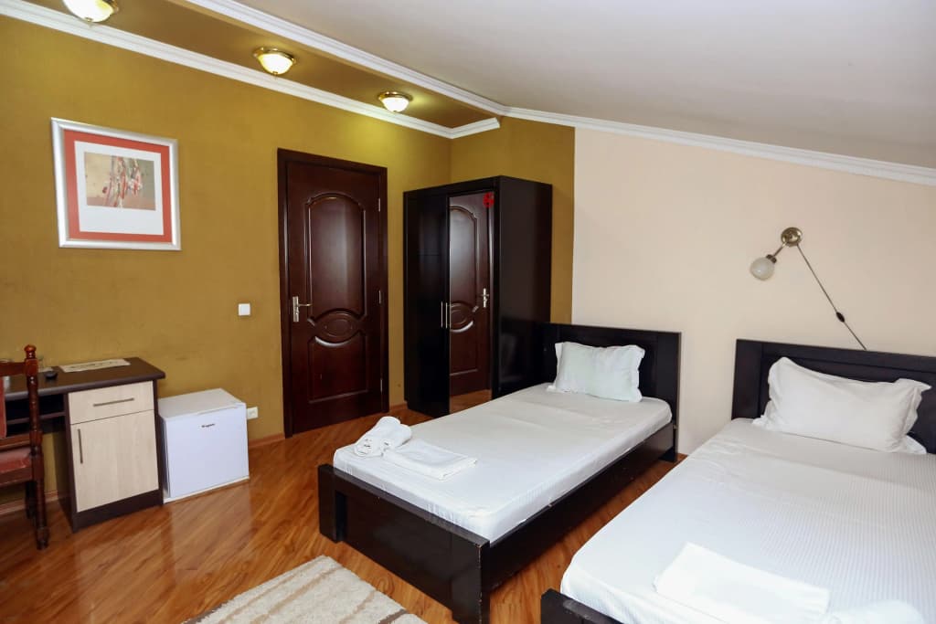 Hotel Isaka - photo 13