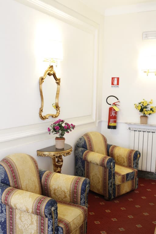 San Giusto Hotel - photo 13