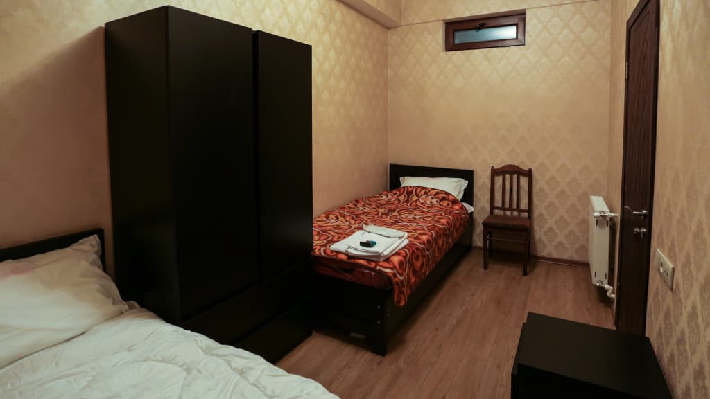 Happy Holidays Apartments - photo 5