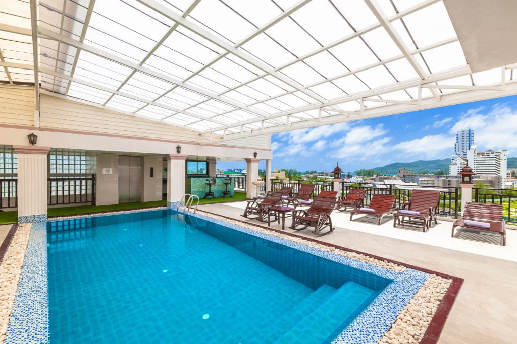 Azhotel Patong Hotel - photo 6