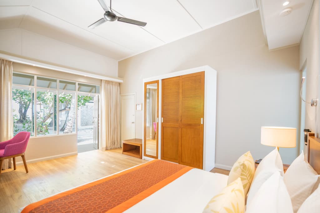 Ellaidhoo Maldives By Cinnamon Hotel - photo 11
