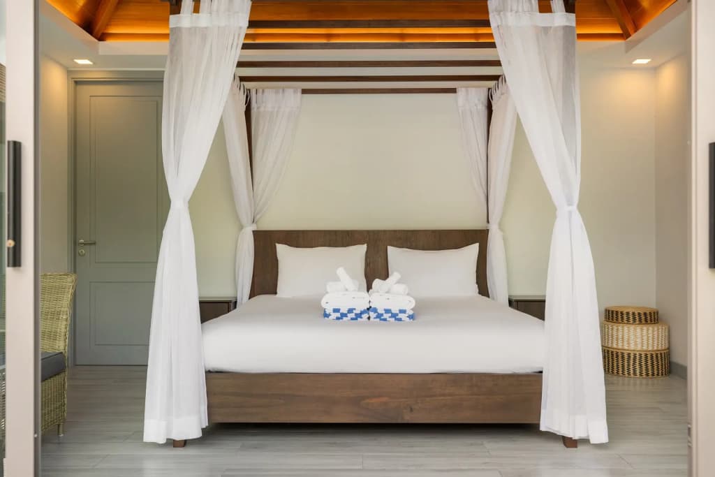 Mauri Modern 4BR with Private Pool Villa - photo 27