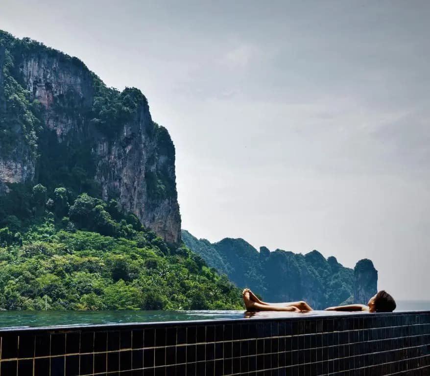 Avani Ao Nang Cliff Krabi Resort - photo 6