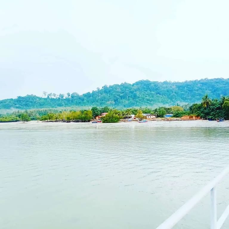 De Pauh Private Chalet & Island - photo 1