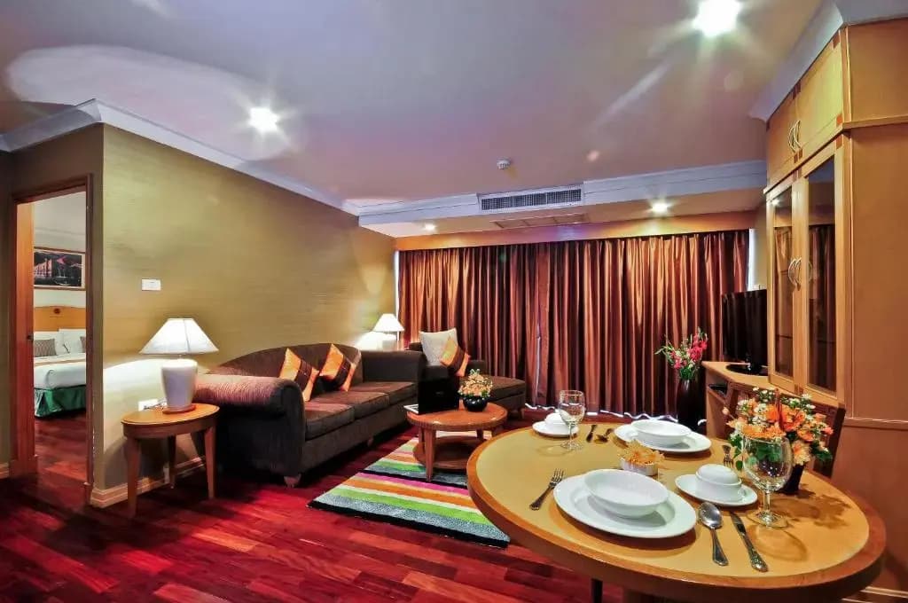 Admiral Suites Bangkok - photo 14
