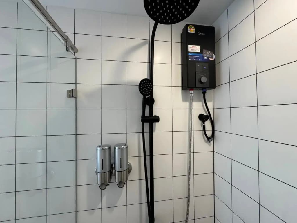 Milaya s Basseynom Ryadom s Morem Flat - photo 13