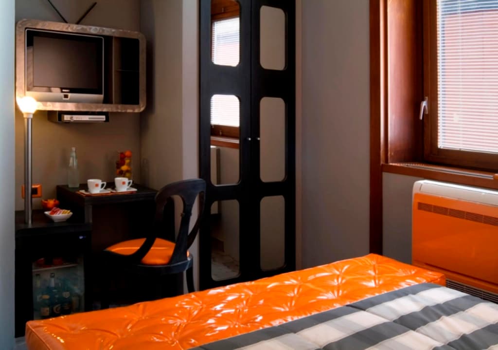 Orange Hotel - photo 38