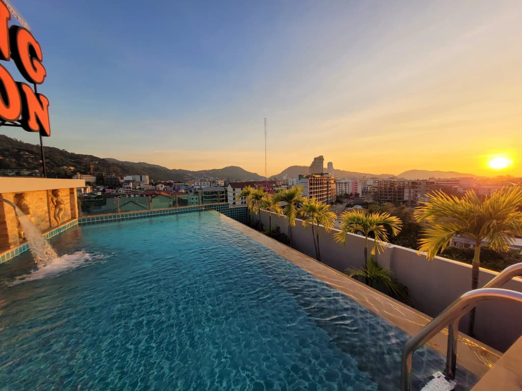 Patong Mansion Hotel - photo 5