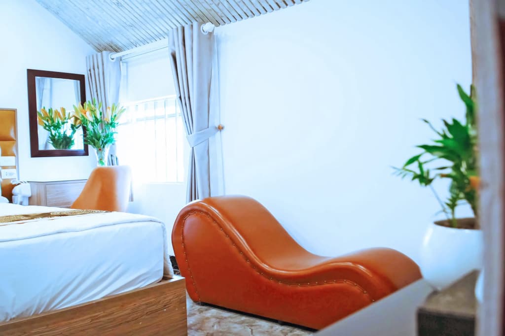 Queen Hotel 2 - photo 10