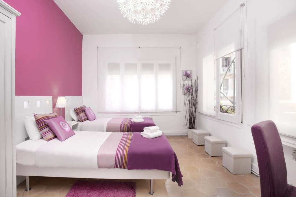 Jardinets Guest House - photo 9