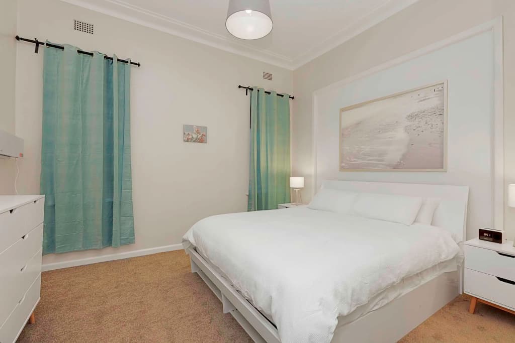Private Beach House in Bondi Apartments - photo 10