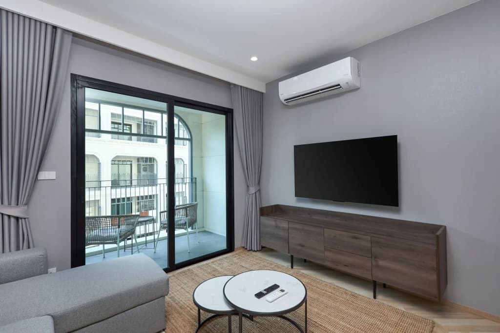 Title Legendary E504 Apartments - photo 15
