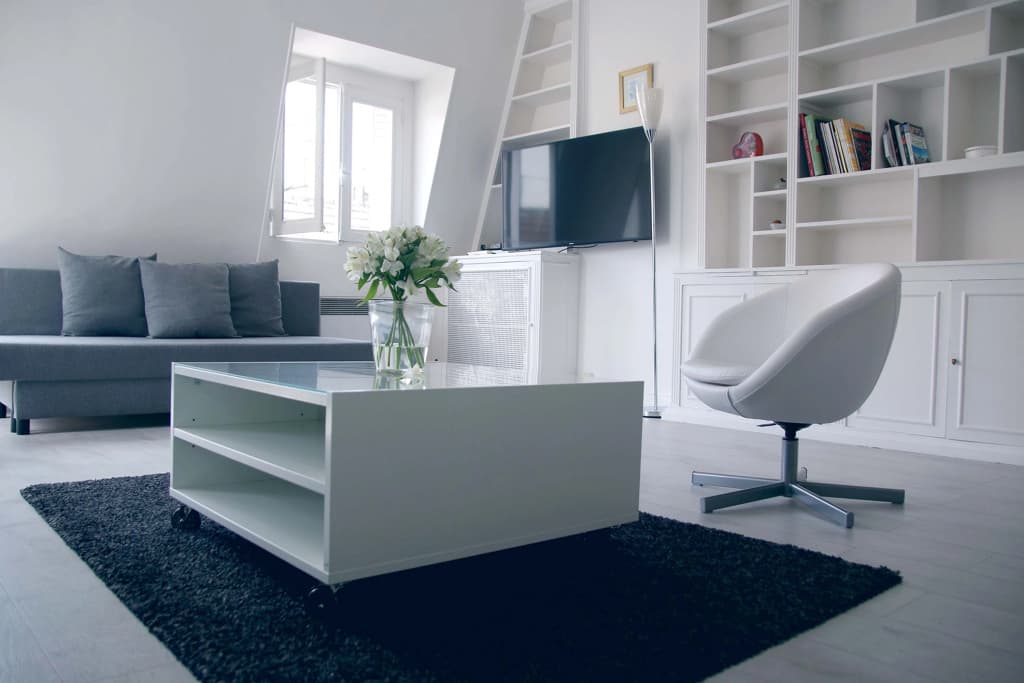 Rue de Ponthieu Central Furnished Apartment - photo 8