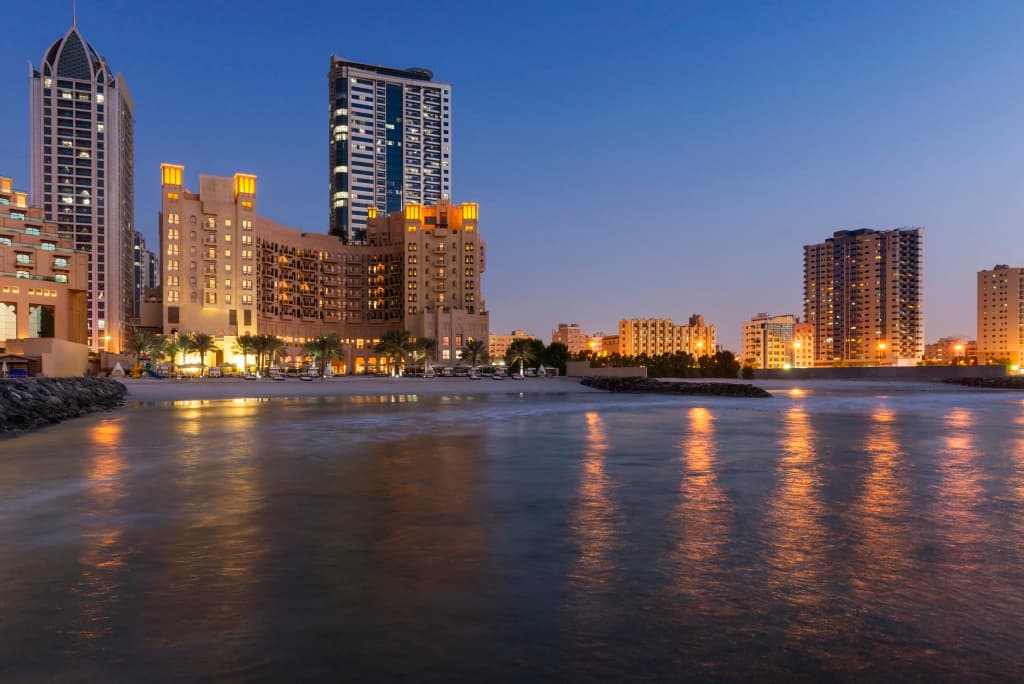 Bahi Ajman Palace Hotel - photo 3