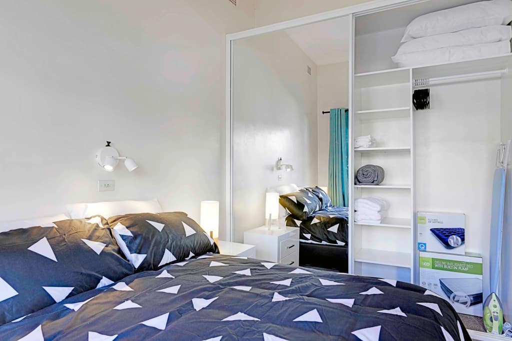Private Beach House in Bondi Apartments - photo 14