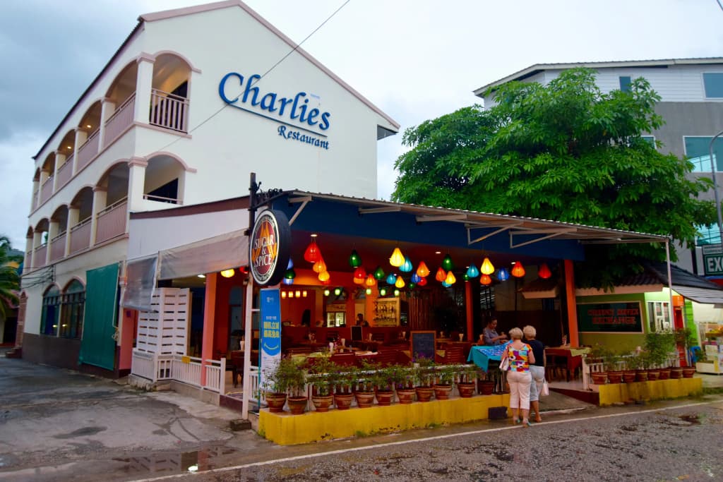 Sugar Inn Phuket Guest house - main photo