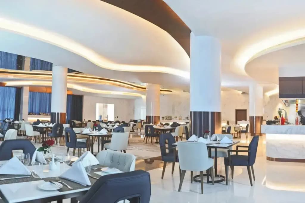 Royal M Hotel & Resort By Gewan Al Aqah Beach - photo 3