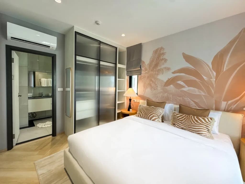 Modern 1Bdr with Pool View the Title Legendary Flat - photo 11