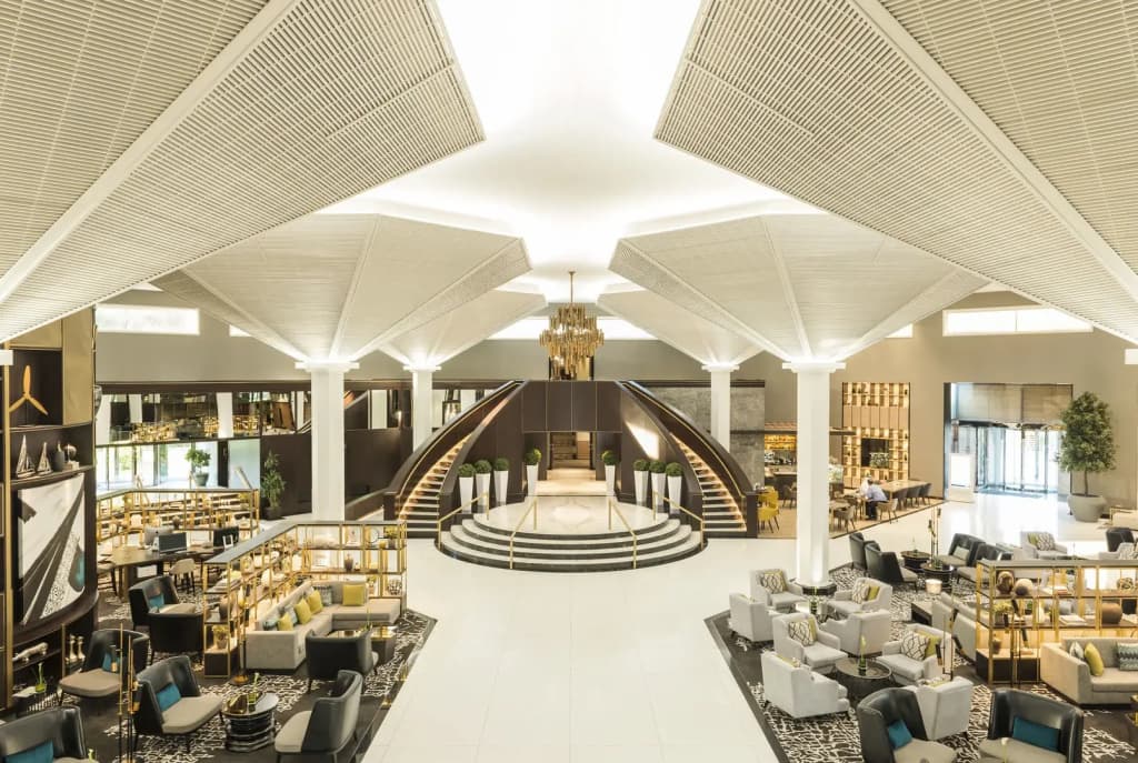 Le Meridien Dubai Hotel & Conference Centre - photo 27