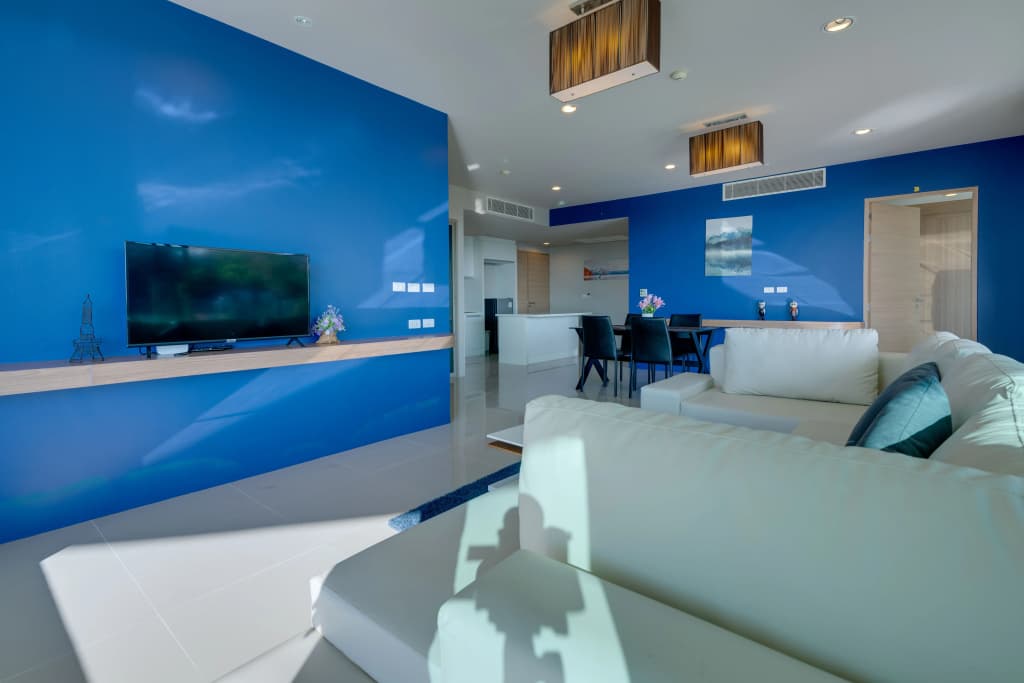 Veloche Group by Continent Apartments - photo 4