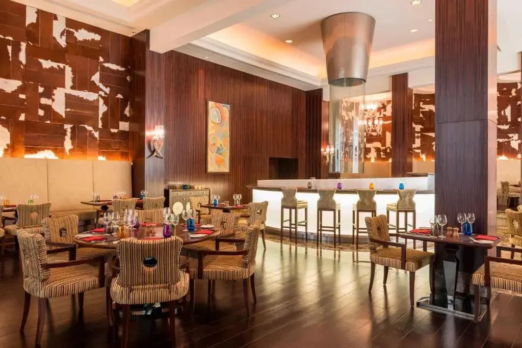 Sheraton Oman Hotel - photo 31