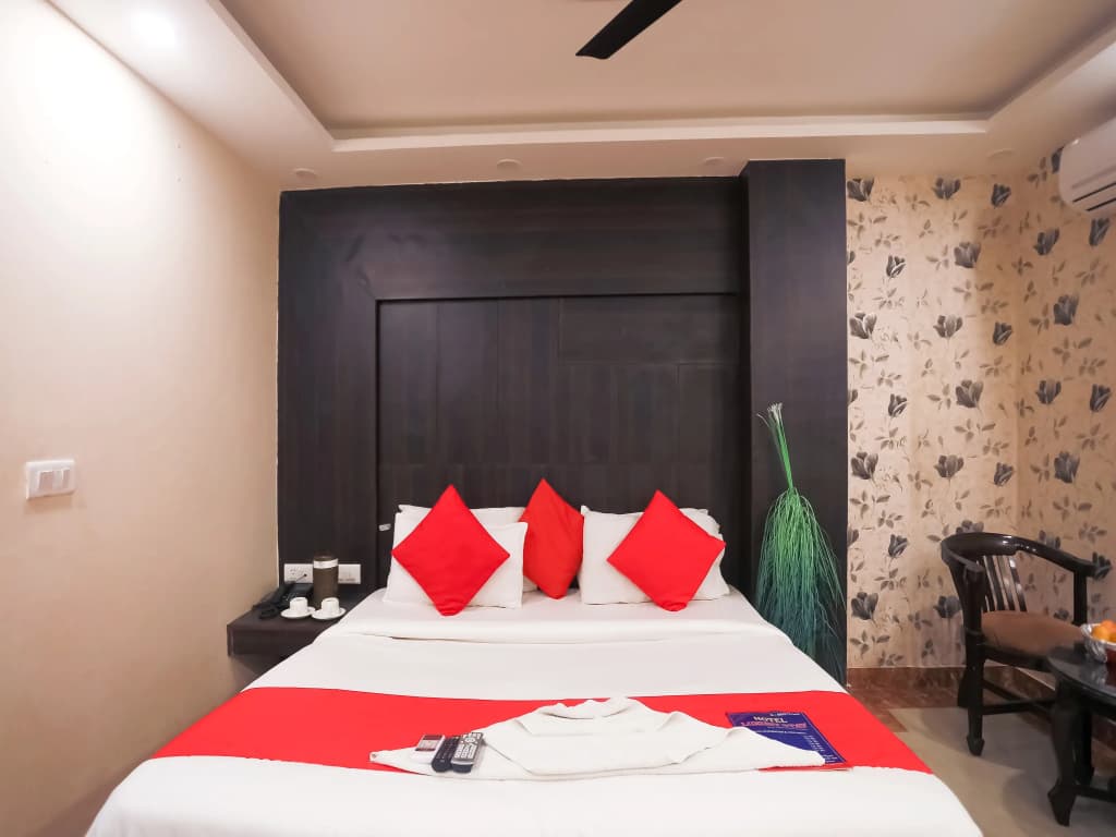 Luxury Stay Hotel - photo 8