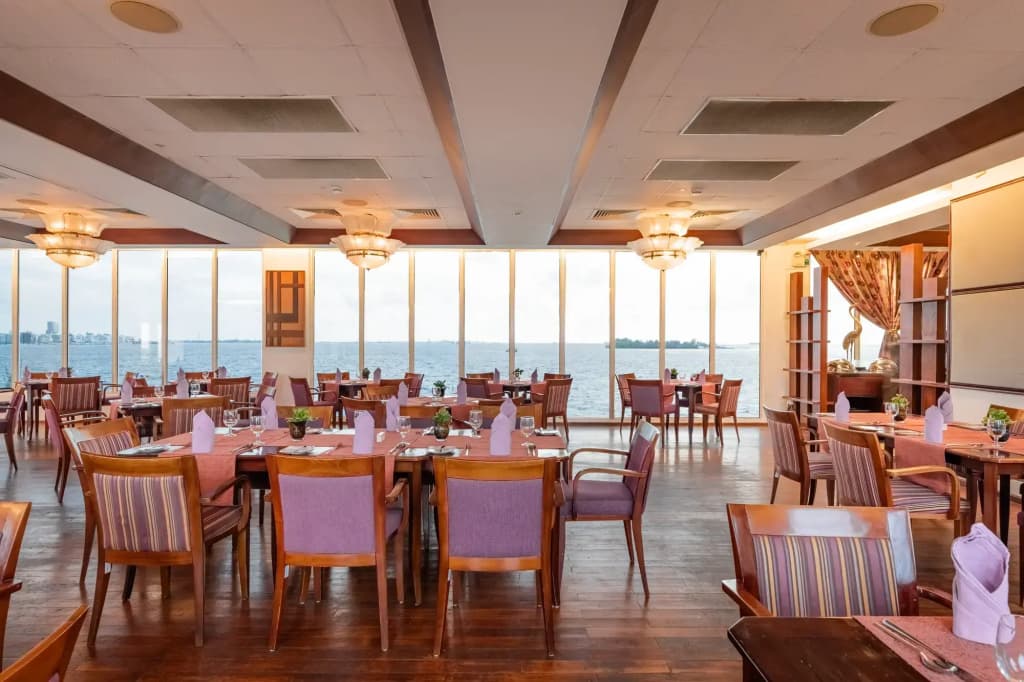 Hulhule Island Hotel - photo 43