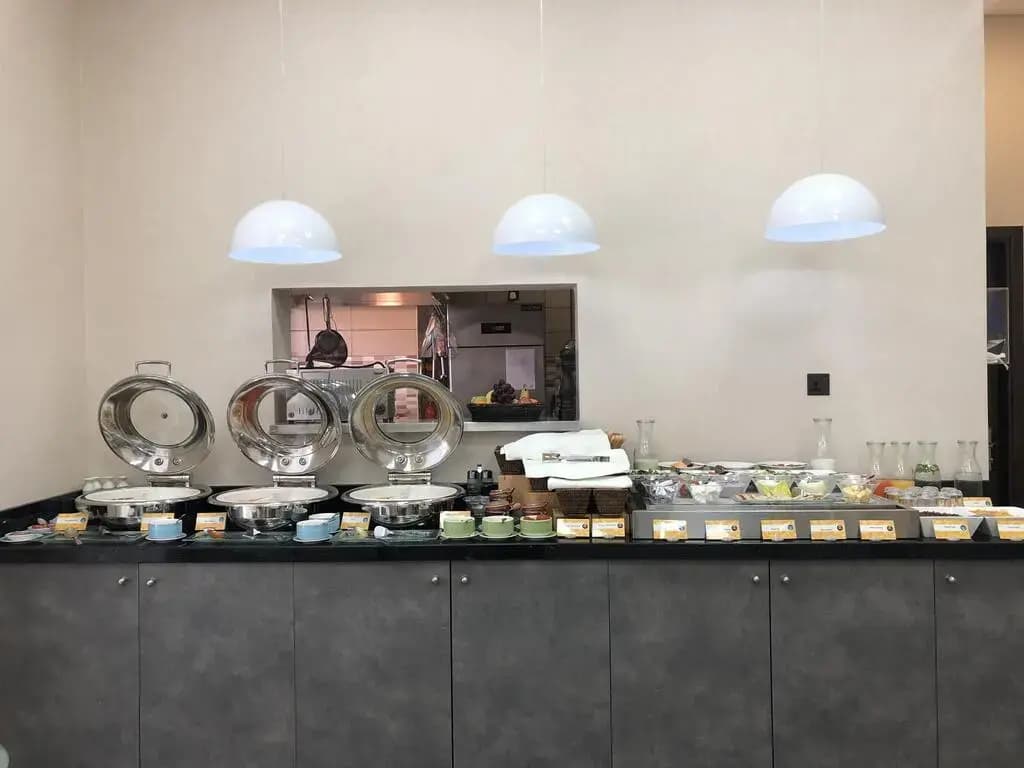 TIME Express Hotel Al Khan - photo 6