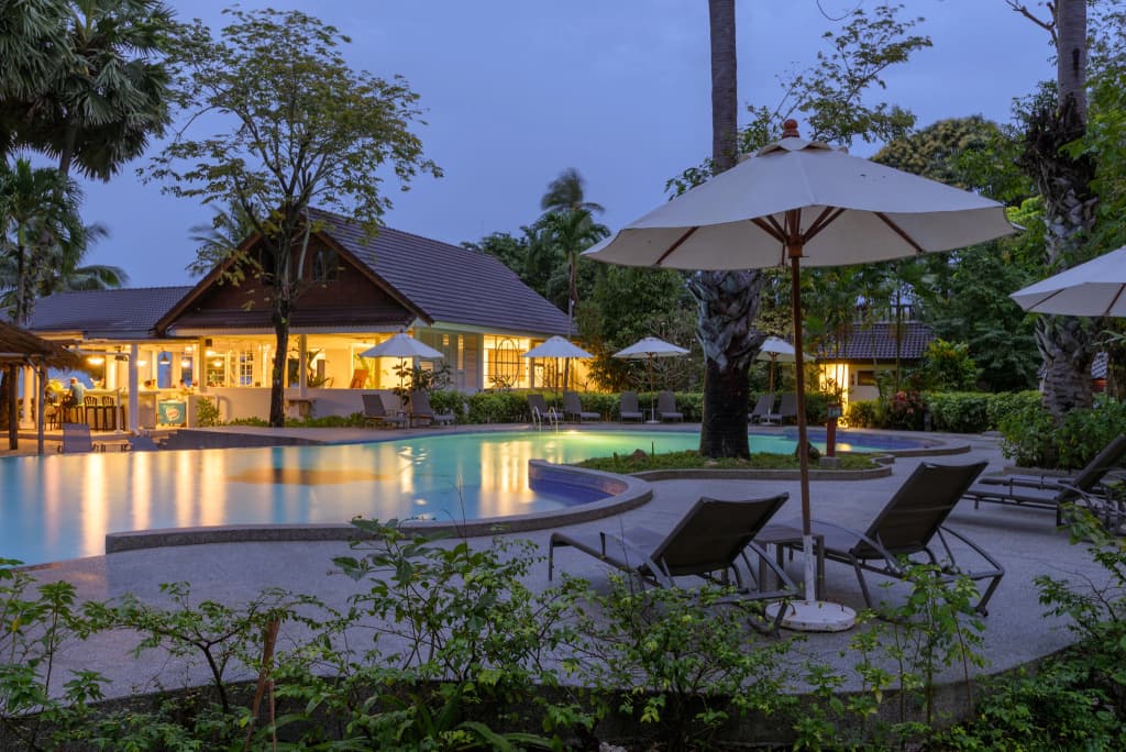 Paradise Beach Resort Samui Hotel - photo 25