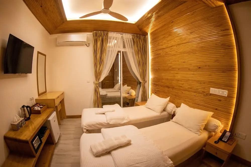 Perla Dhangethi Hotel - photo 40