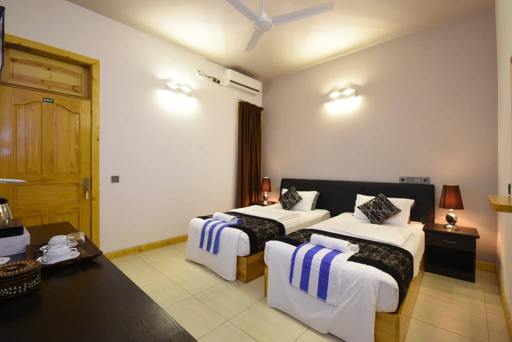 Beach Residence Guest House - photo 4