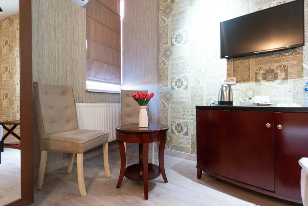 Kraveli Hotel - photo 44