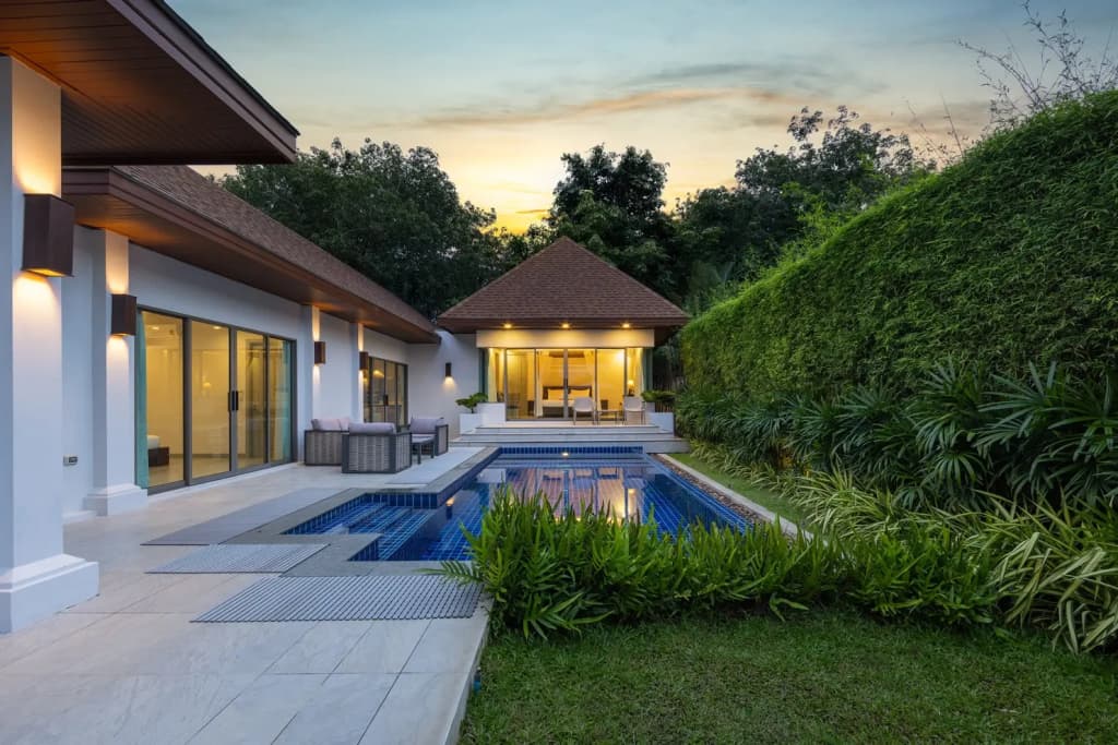 Mauri Modern 4BR with Private Pool Villa - photo 50
