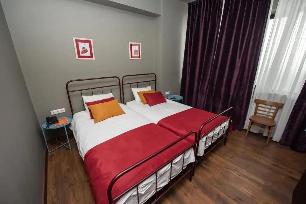 L M Club Hotel - photo 5
