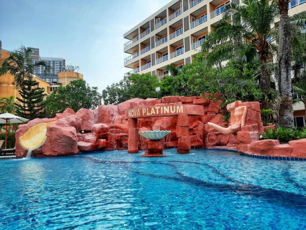Nova Platinum Hotel - photo 2