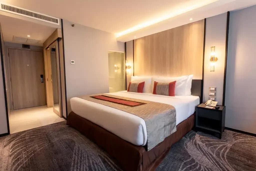 Grace Hotel Bangkok - photo 7