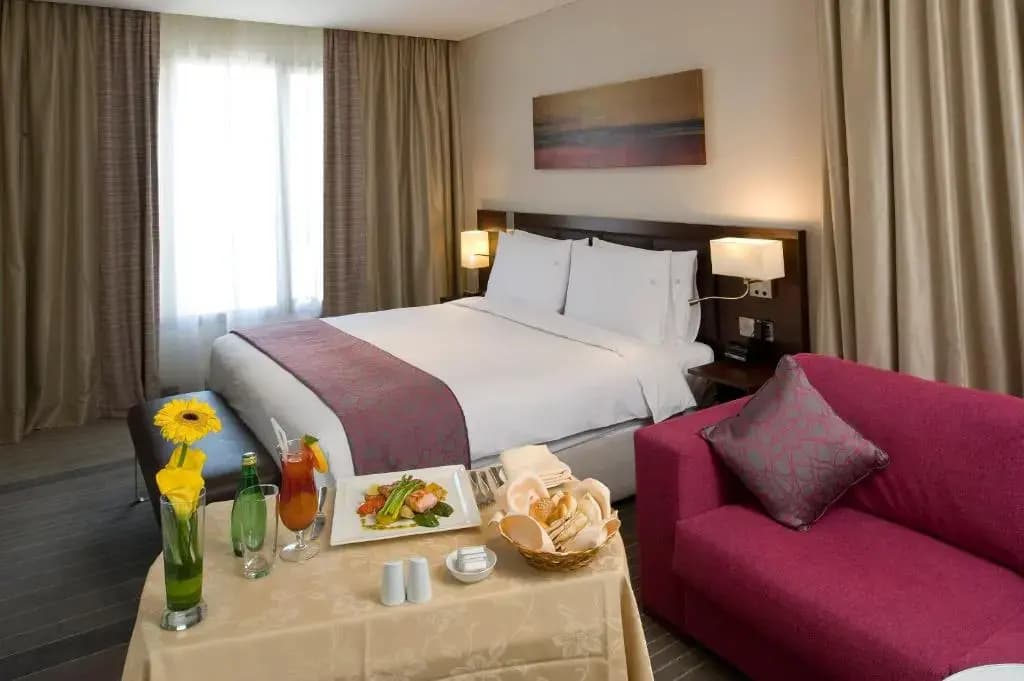 Holiday Inn Muscat Al Seeb by IHG Hotel - photo 10