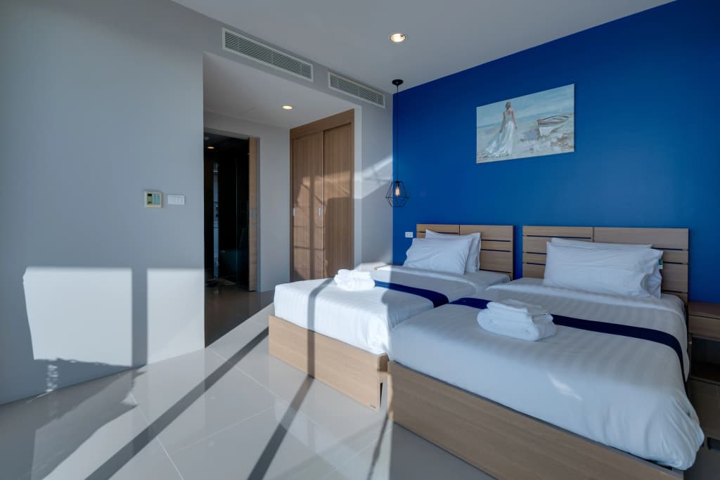 Veloche Group by Continent Apartments - photo 24