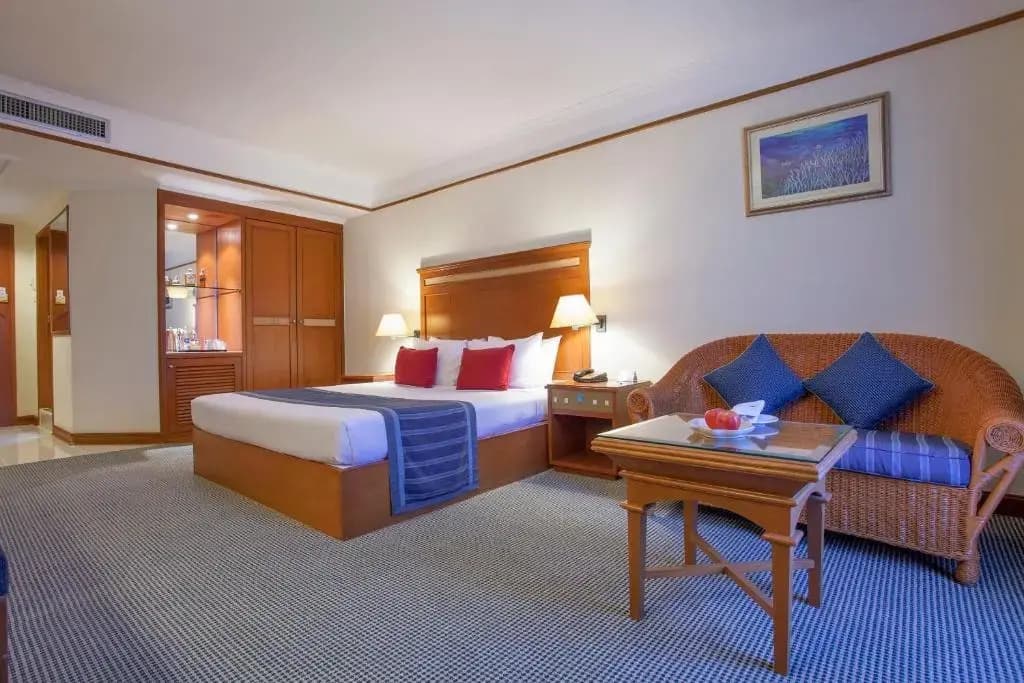 Cholchan Pattaya Beach Resort - photo 17